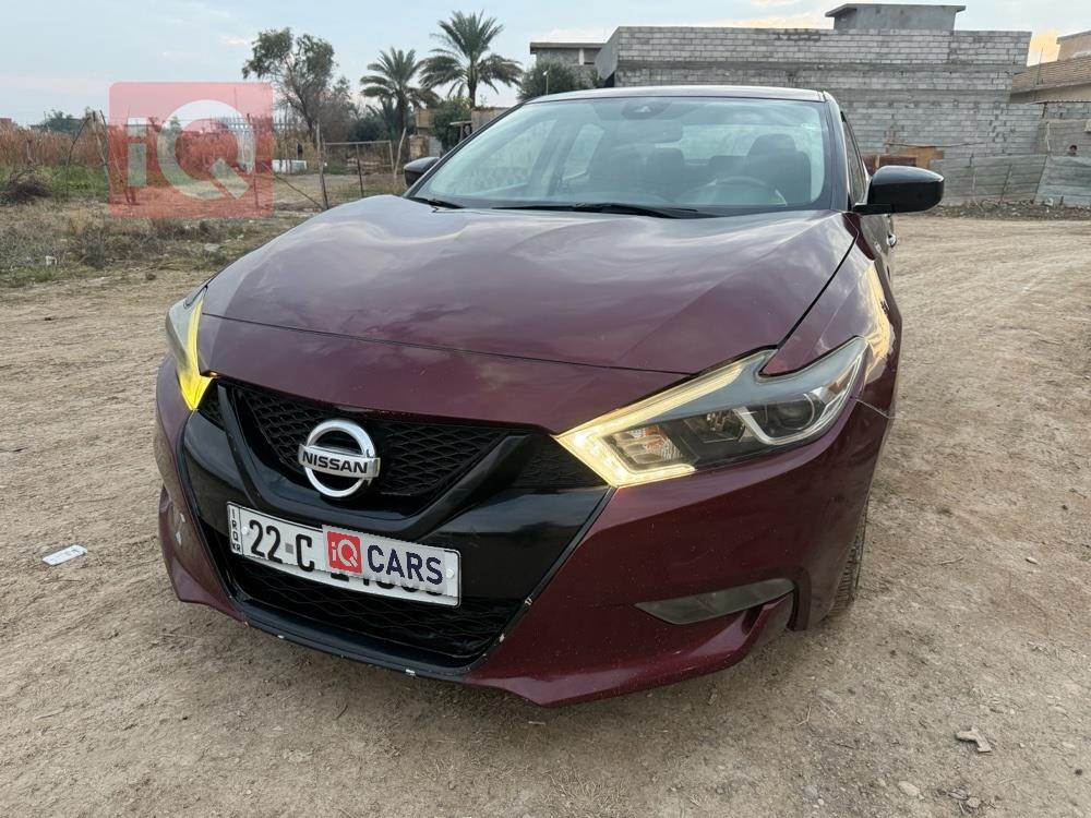 Nissan Maxima